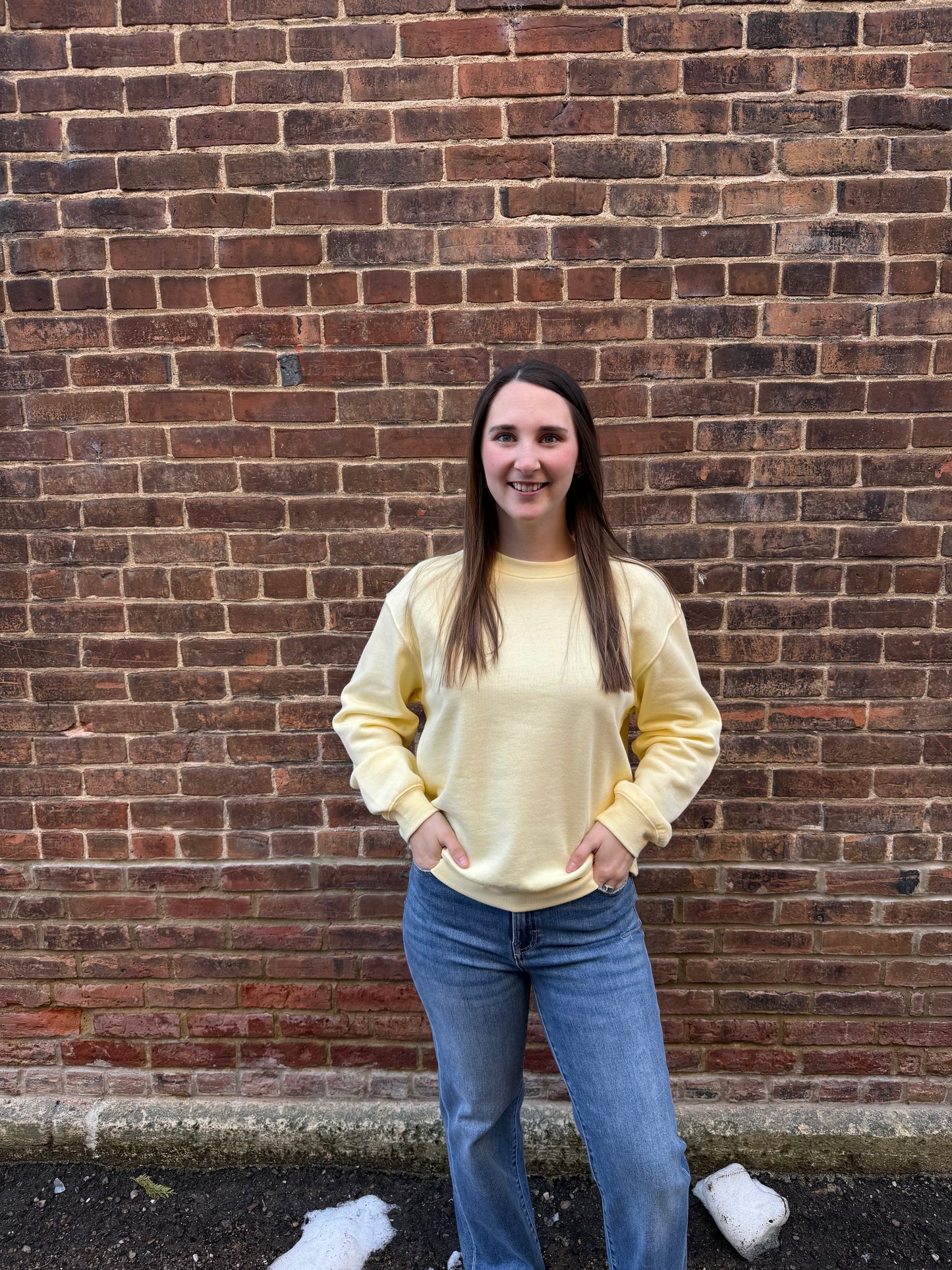 Classic Boyfriend Sweatshirt in Butter Yellow