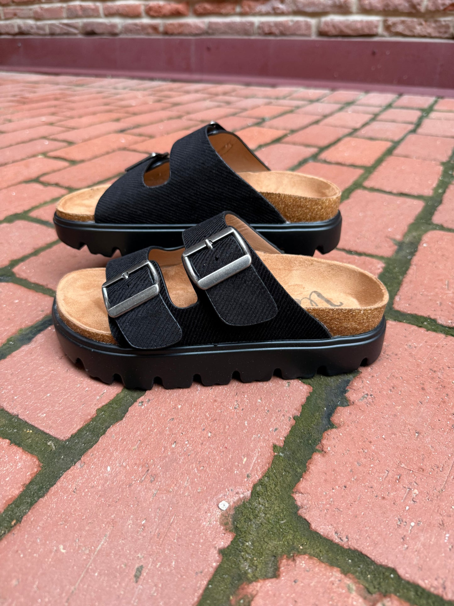 Jazmin Taupe Platform Sandals in Black