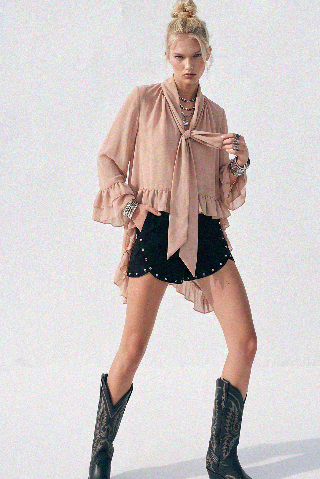 Molly Ruffled Blouse in Black