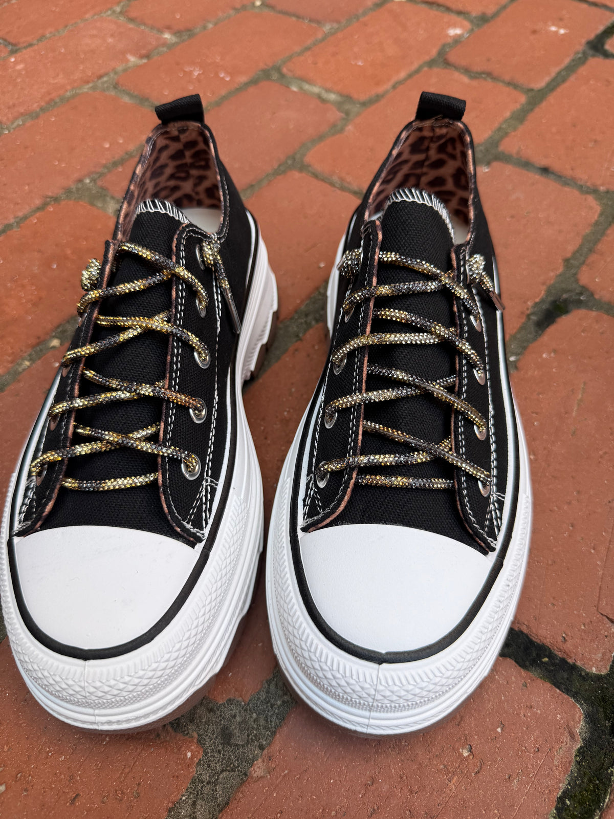 Piper Sneaker Cheetah in Black