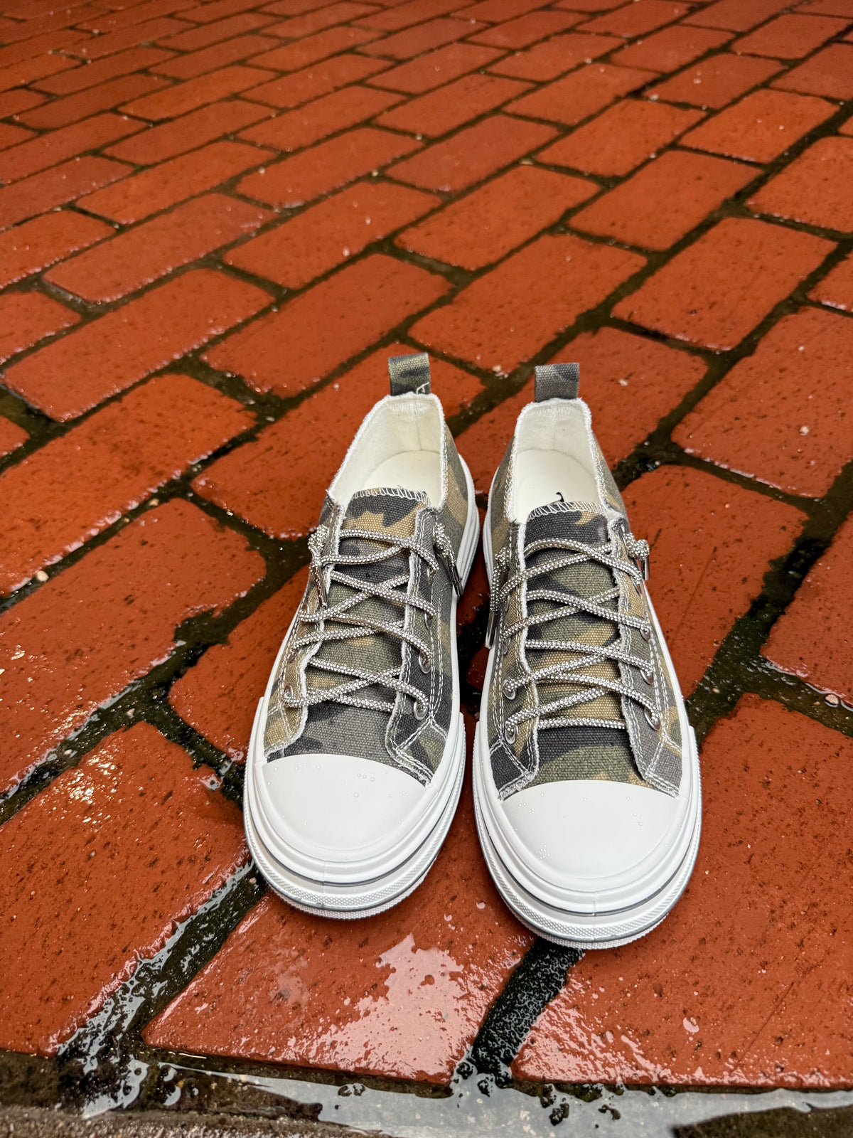 Aman Khaki Camo Sneaker