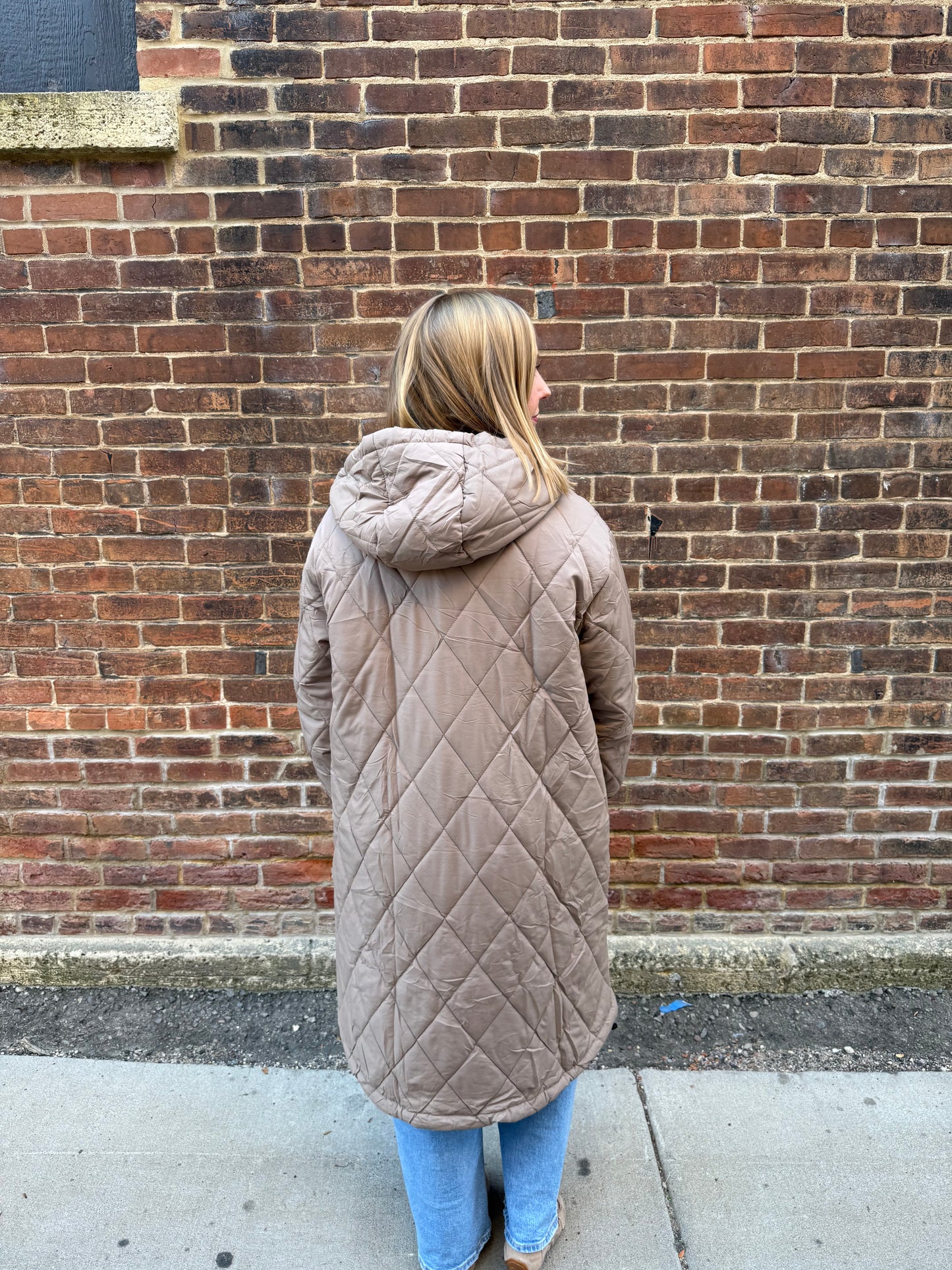 Norah Quilted Puffer Jacket in Mushroom