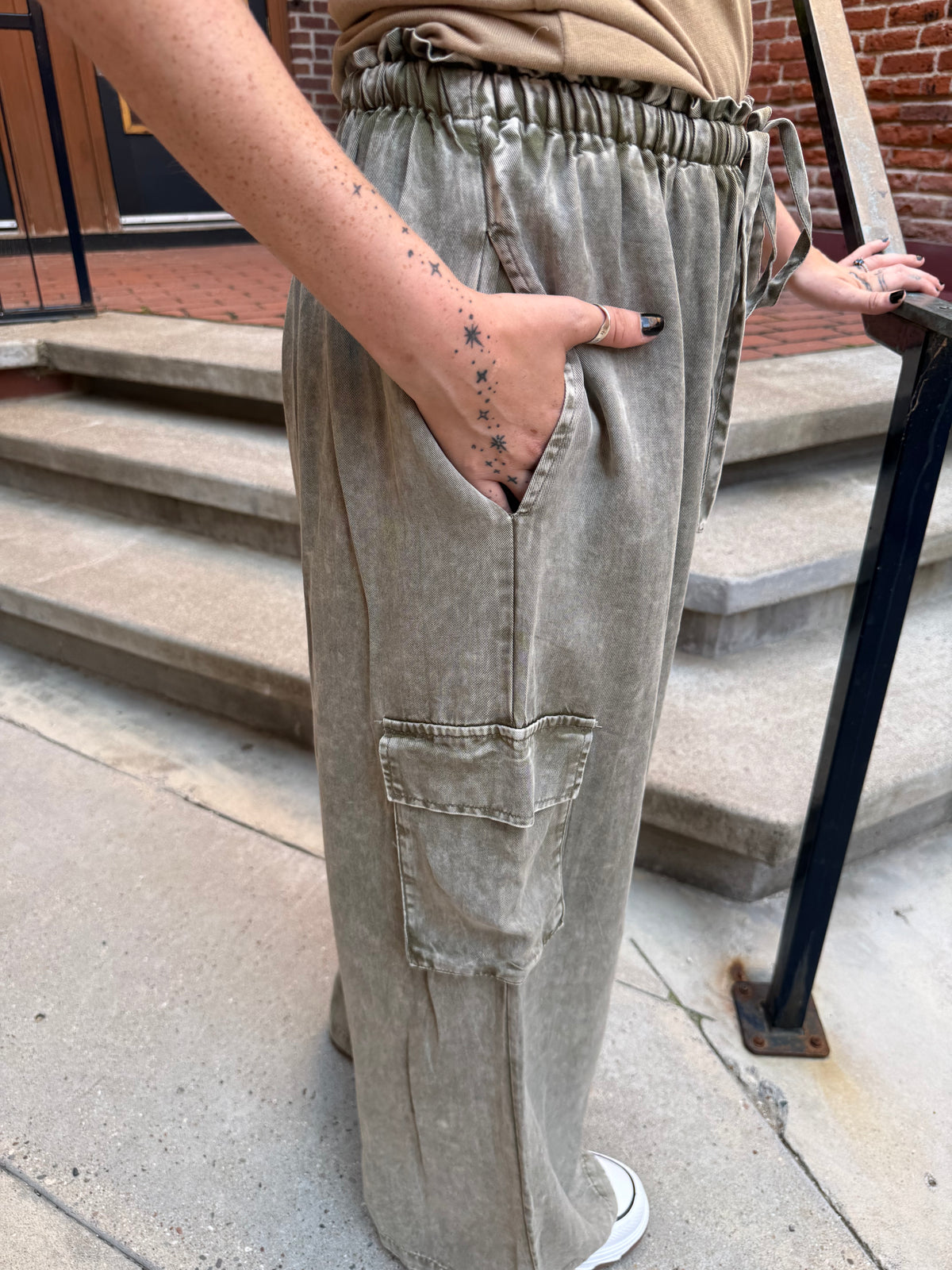 Washed Tencel Cargo Pants in Washed Olive