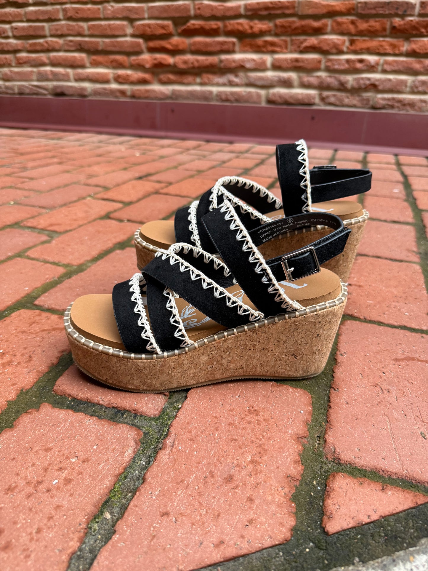 Bethany Wedge in Black