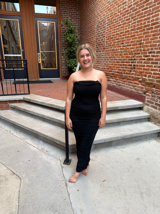 Kyleigh Sleeveless Bodycon Maxi Dress in Black