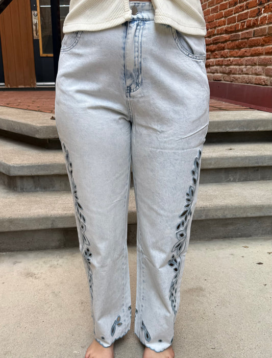 Cayla Embroidered Straight Leg Mom Jeans