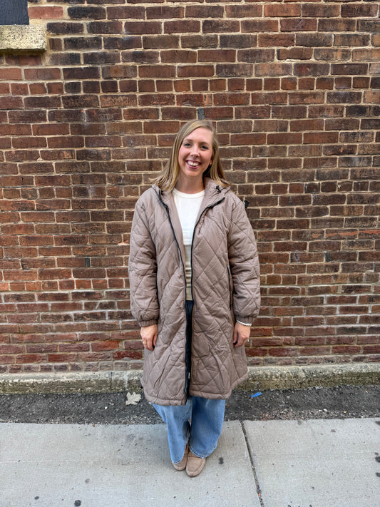 Norah Quilted Puffer Jacket in Mushroom