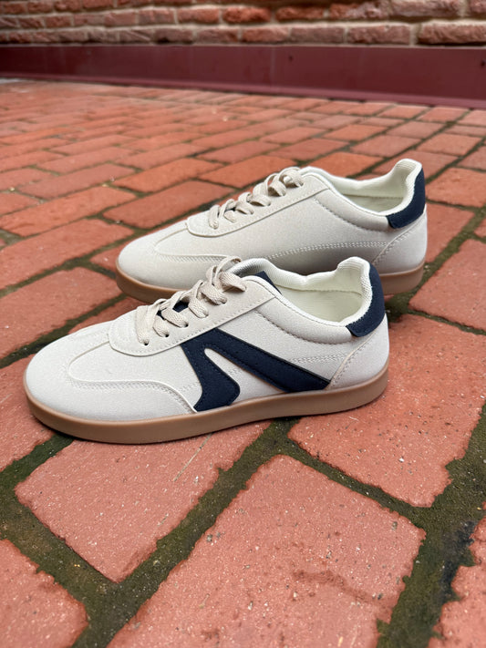 Retro Sneakers in Tan and Navy