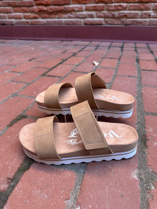 Paislee Sandal in Tan