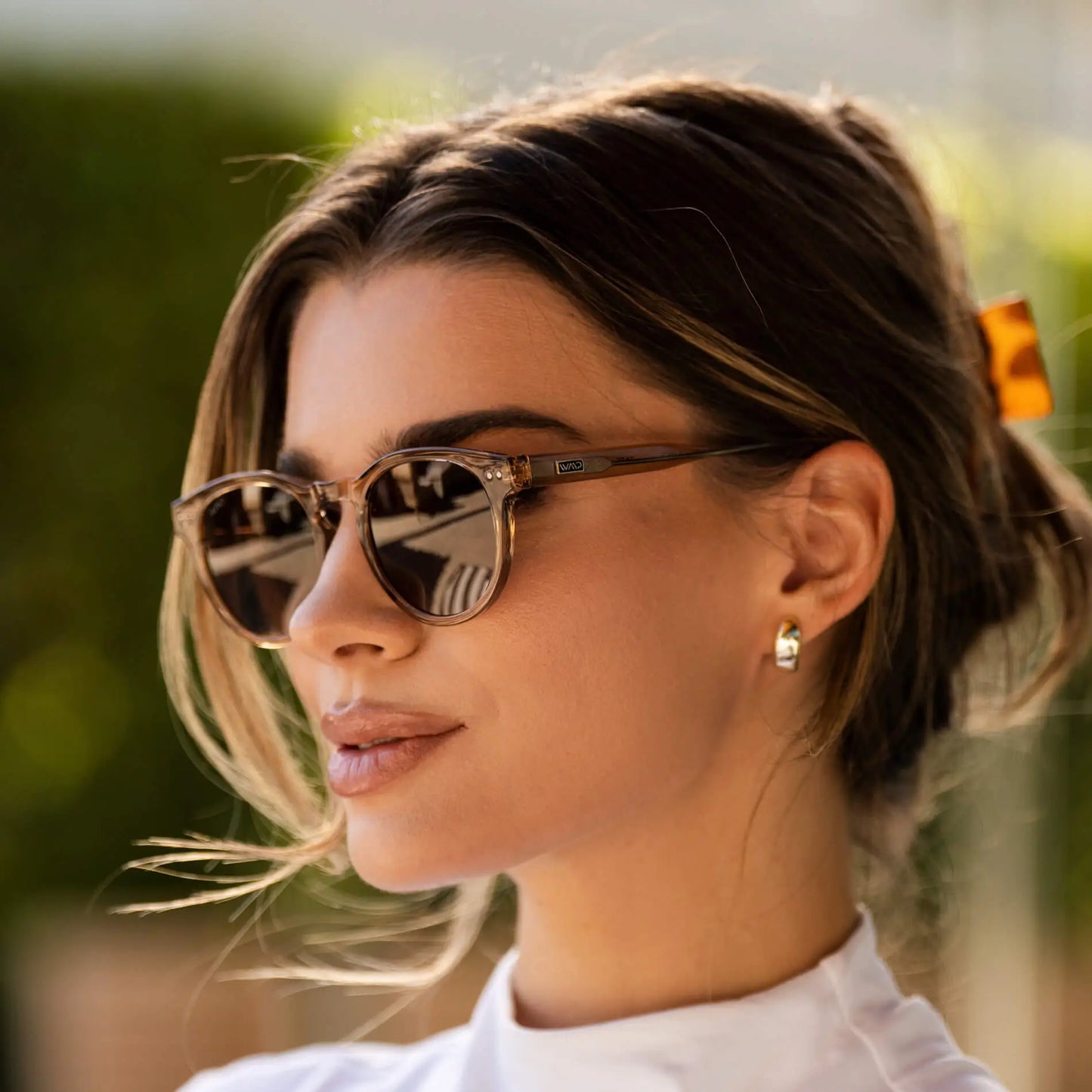 Tate Classic Round Retro Acetate Polarized Sunglasses in Light Brown
