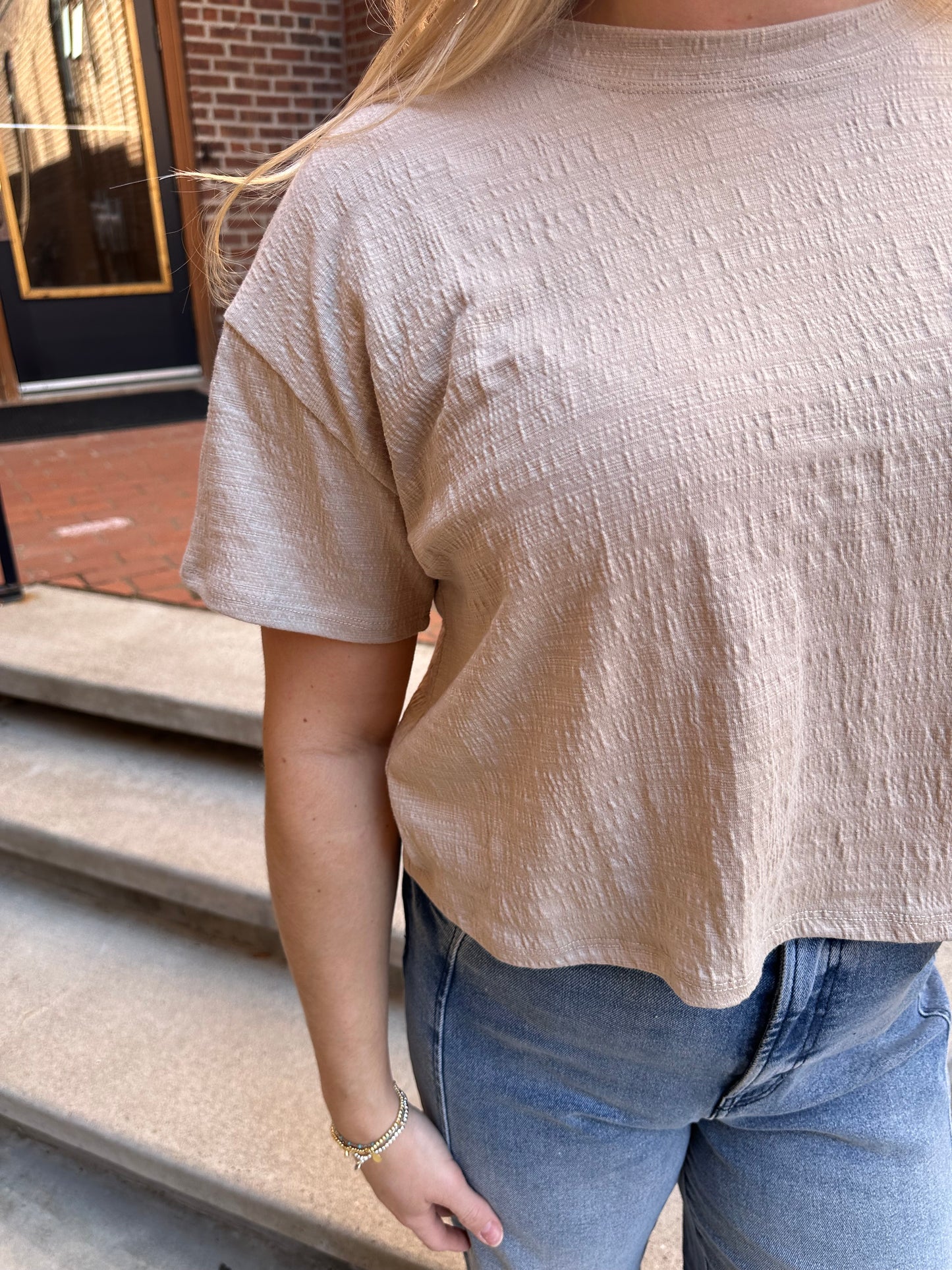 Sway Textured Cropped Tee in Parchment