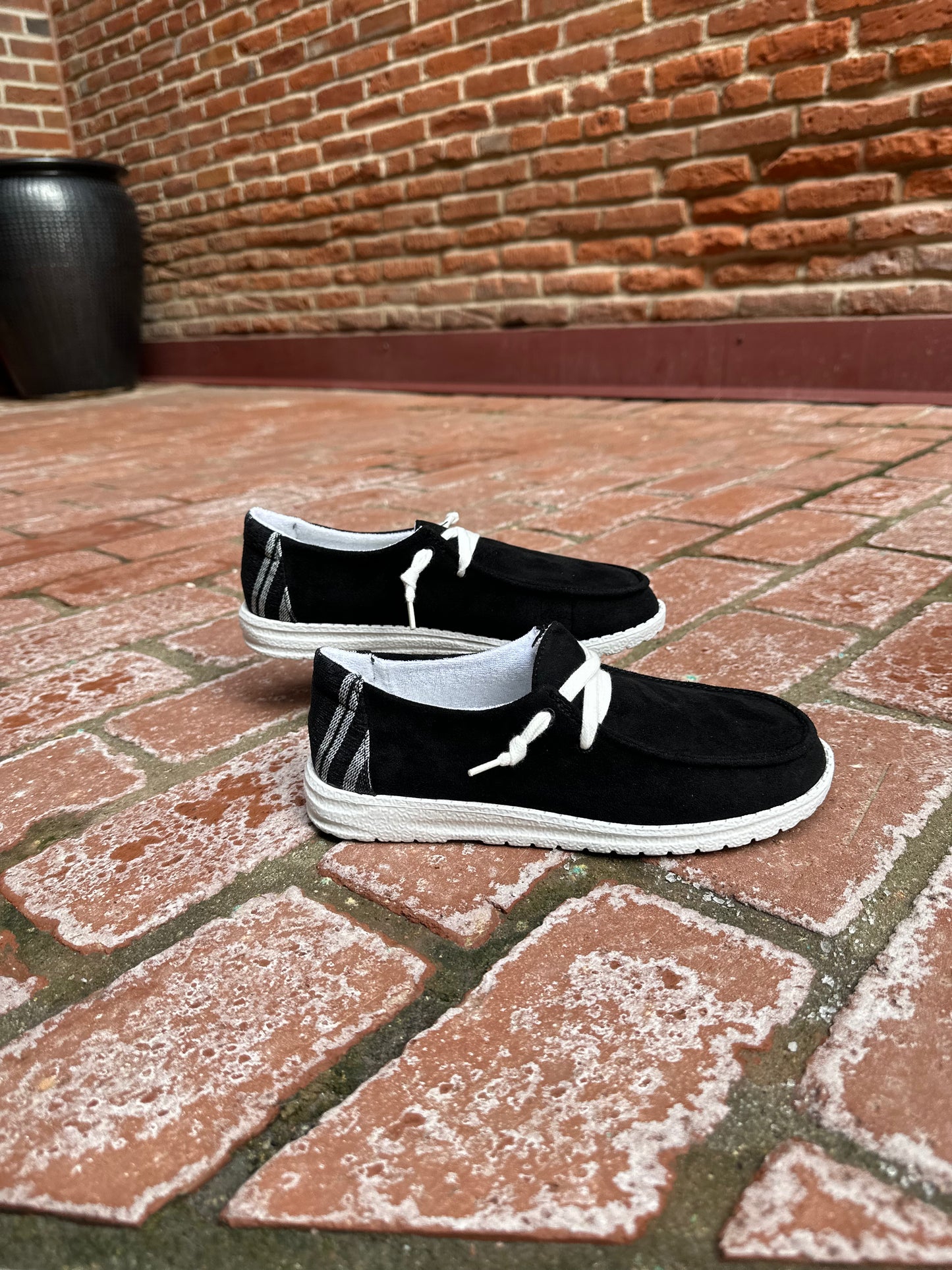 Hanna Slip On in Black
