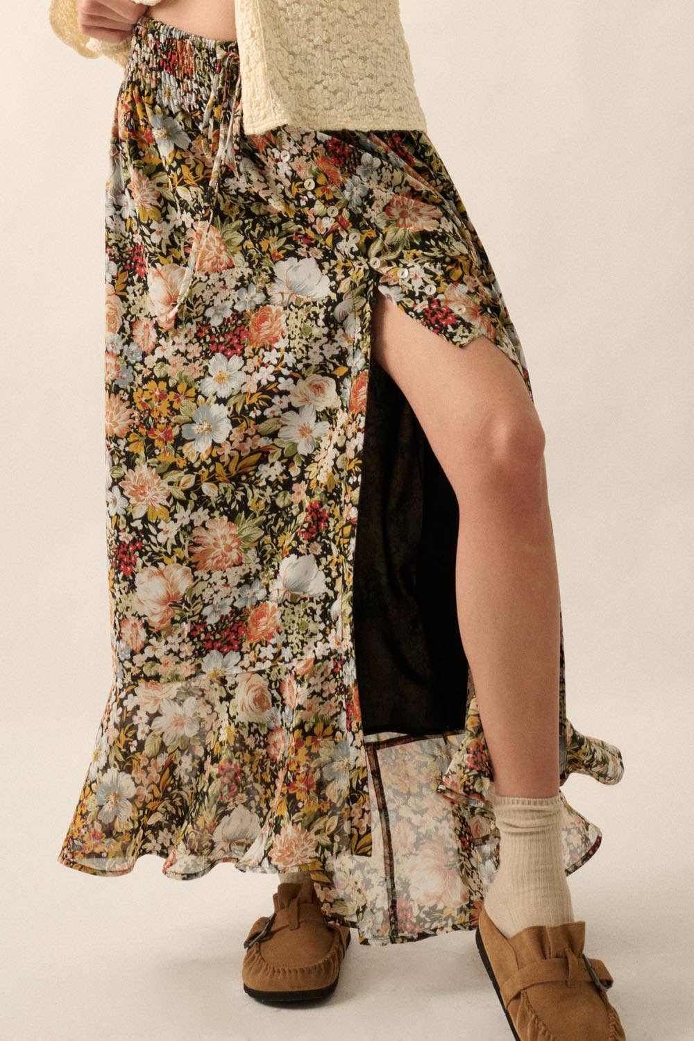 Courtney Floral Front Slit Woven Maxi Skirt in Black