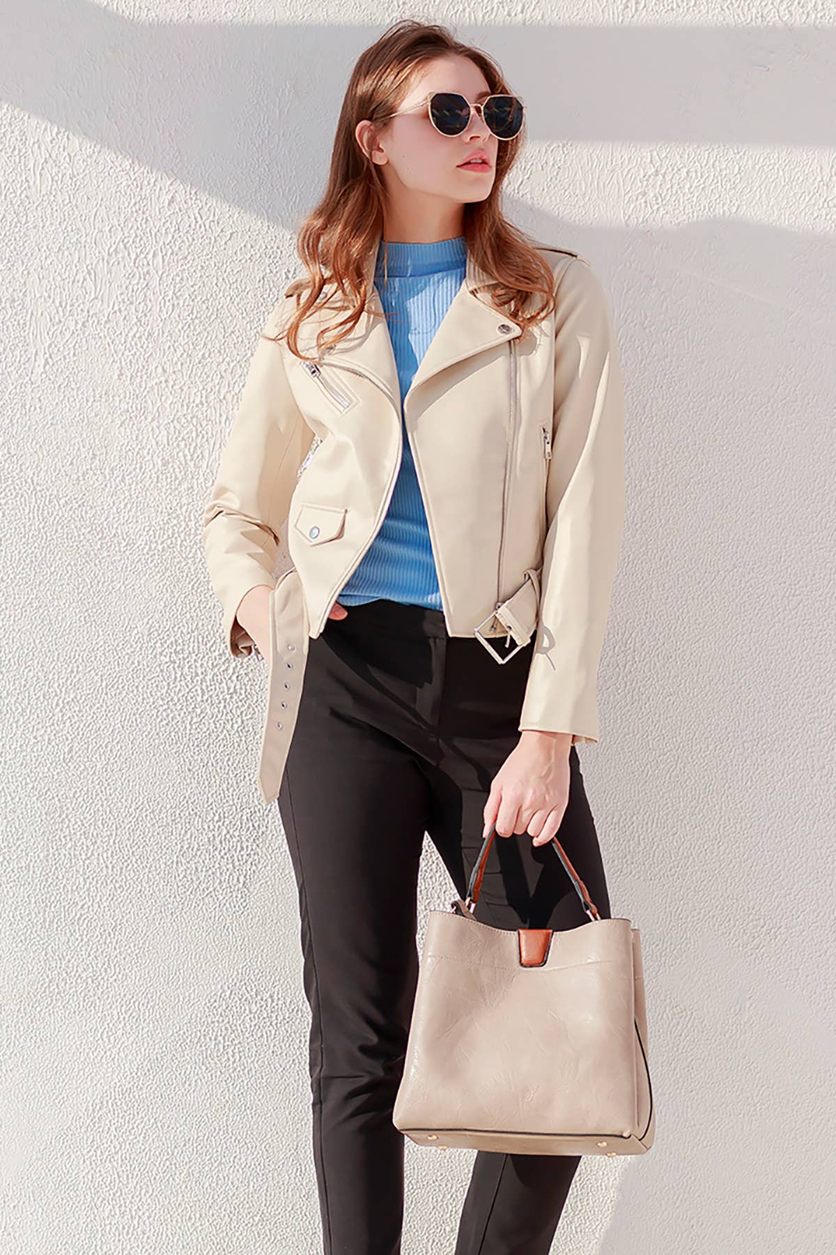 Black Tati Satchel w/ Shoulder Strap