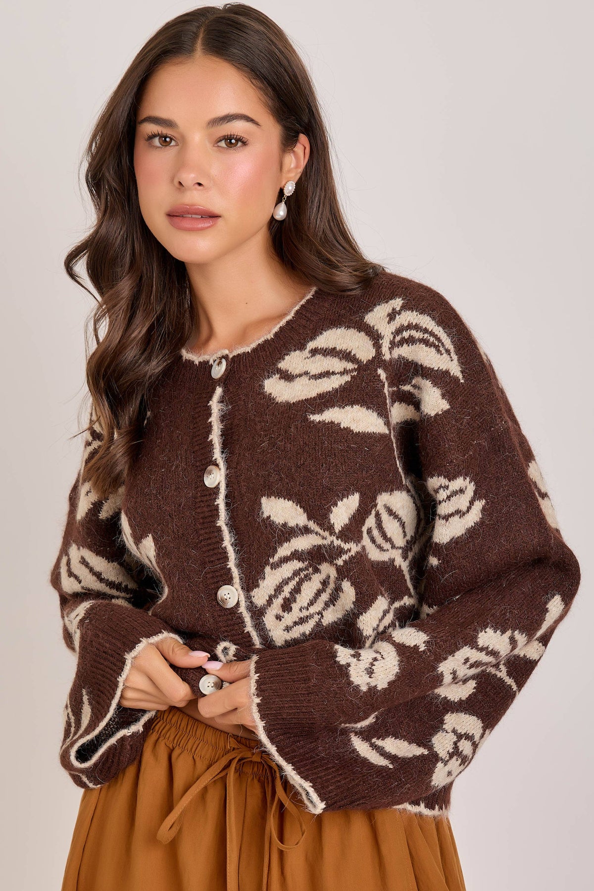 Julia Floral Patterned Cardigan in Mocha