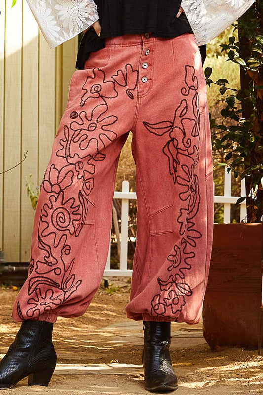 Kristina Floral Embroidered Joggers in Dried Apple