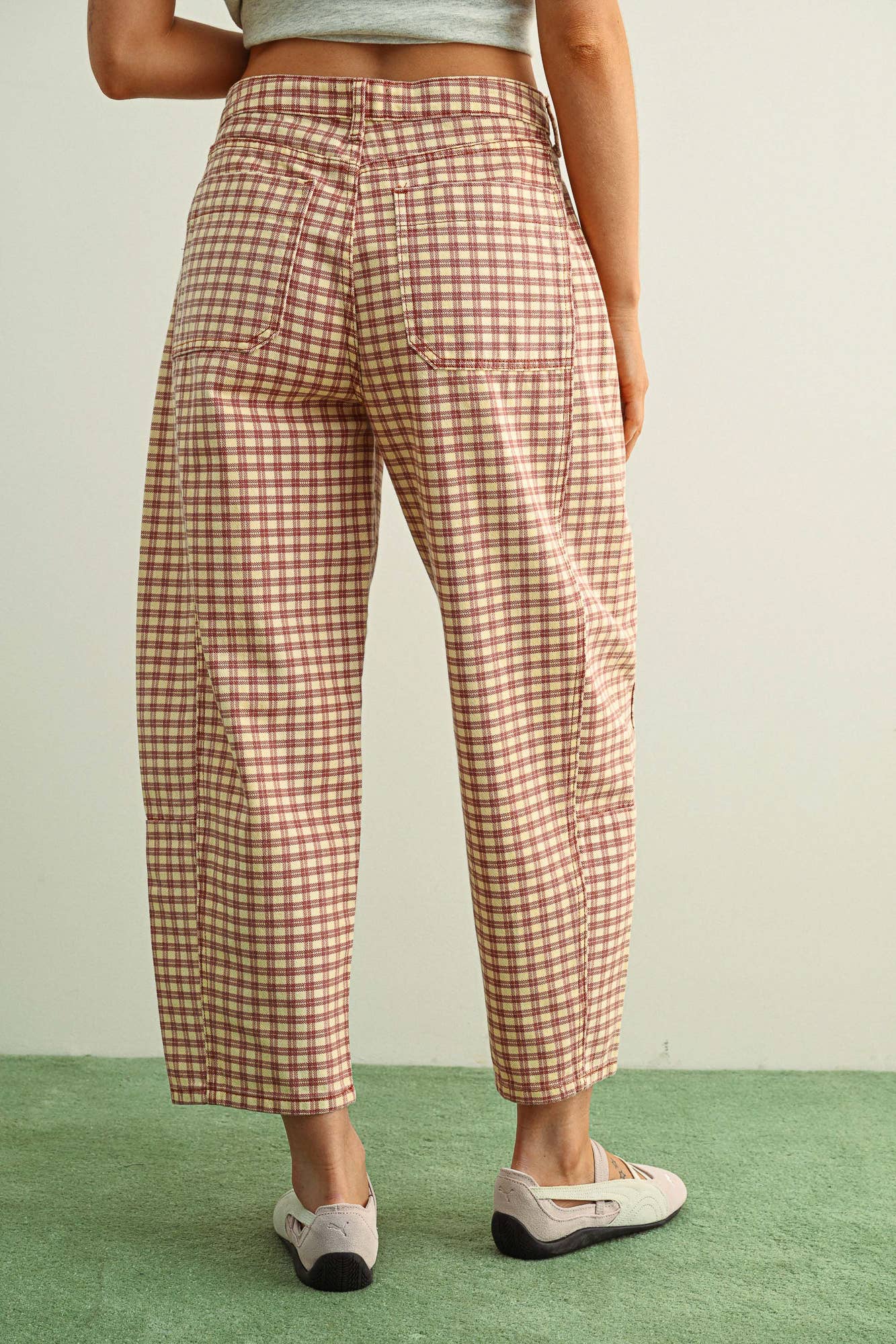 Katya Mini Checkered Barrel Pants in Pink