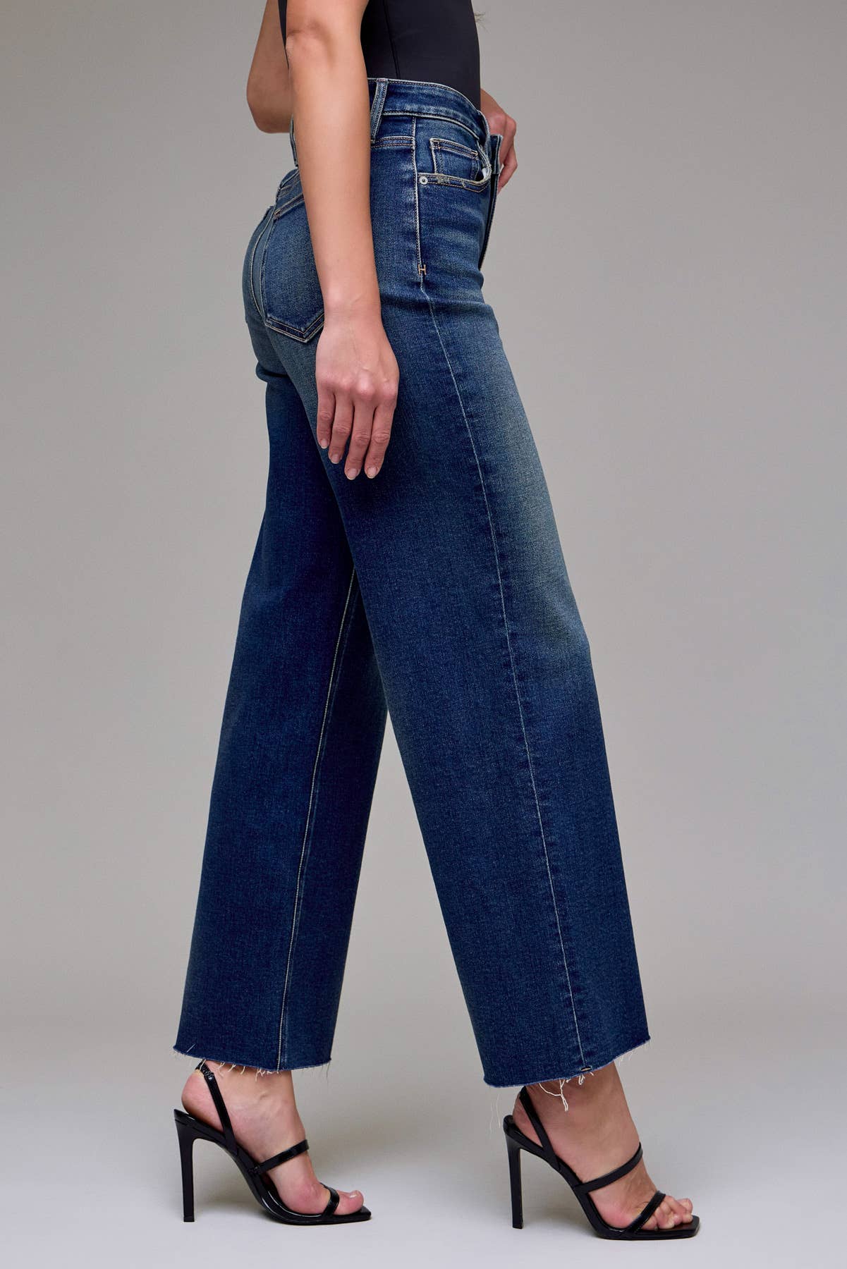 Logan Dark Vintage Clean Stretch Dad Jeans