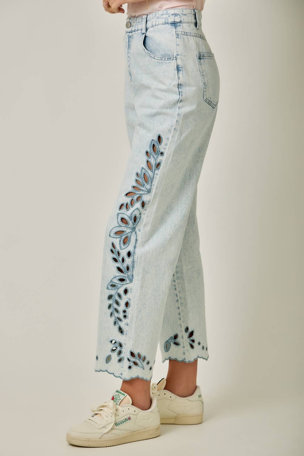 Cayla Embroidered Straight Leg Mom Jeans