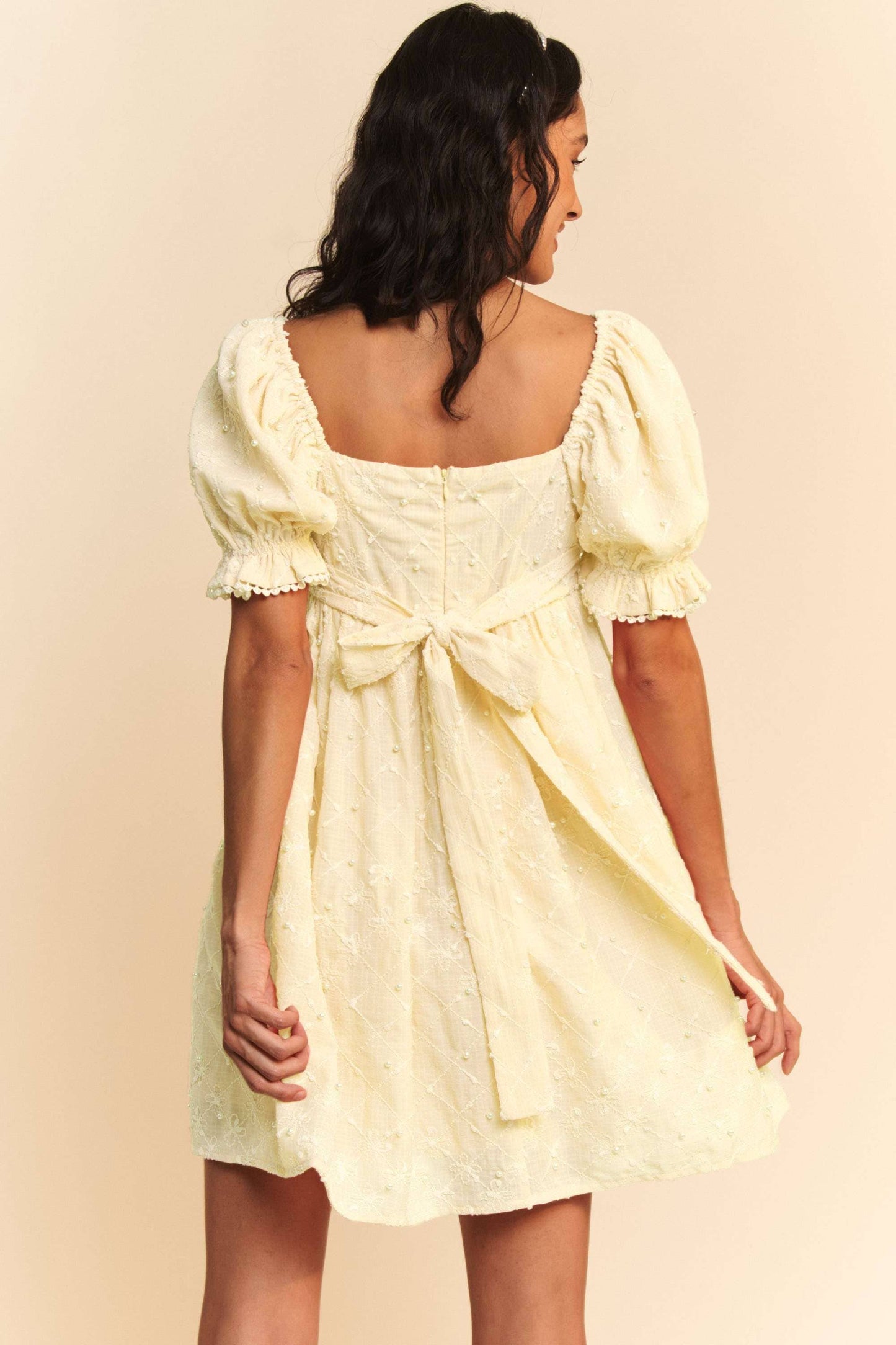 Lexi Flower Balloon Sleeve Mini Dress in Plus Size