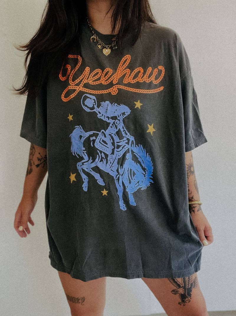 Yeehaw Cowgirl Womens Graphic Tee in Smoke