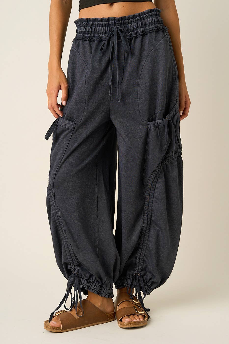 Klara Washed French Terry Drop Pocket Pant in Black