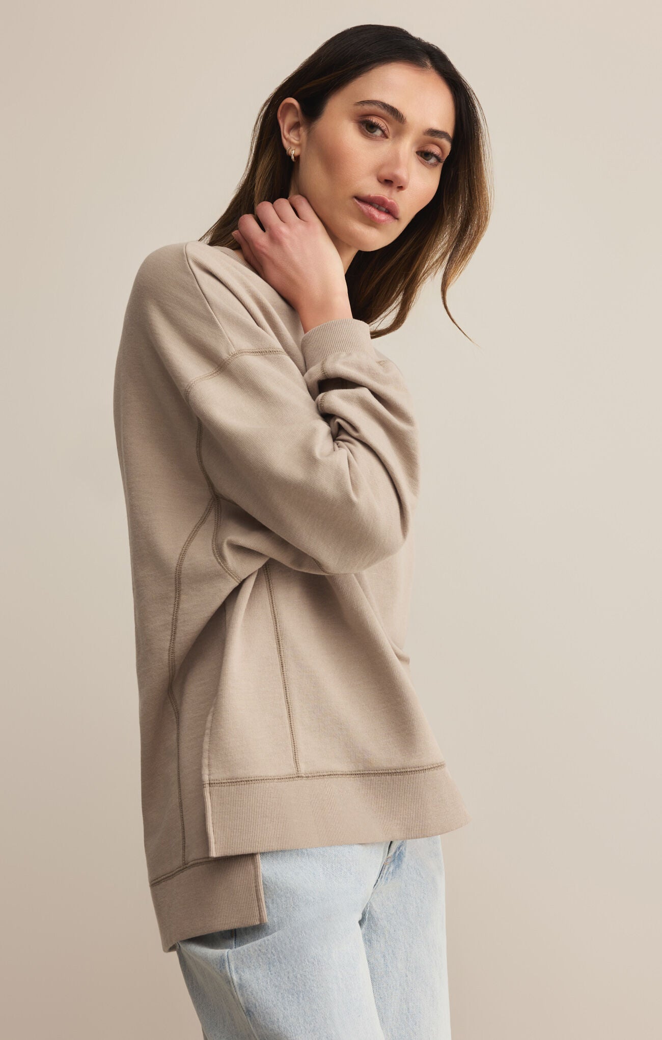 Modern Weekender Crewneck in Retreat